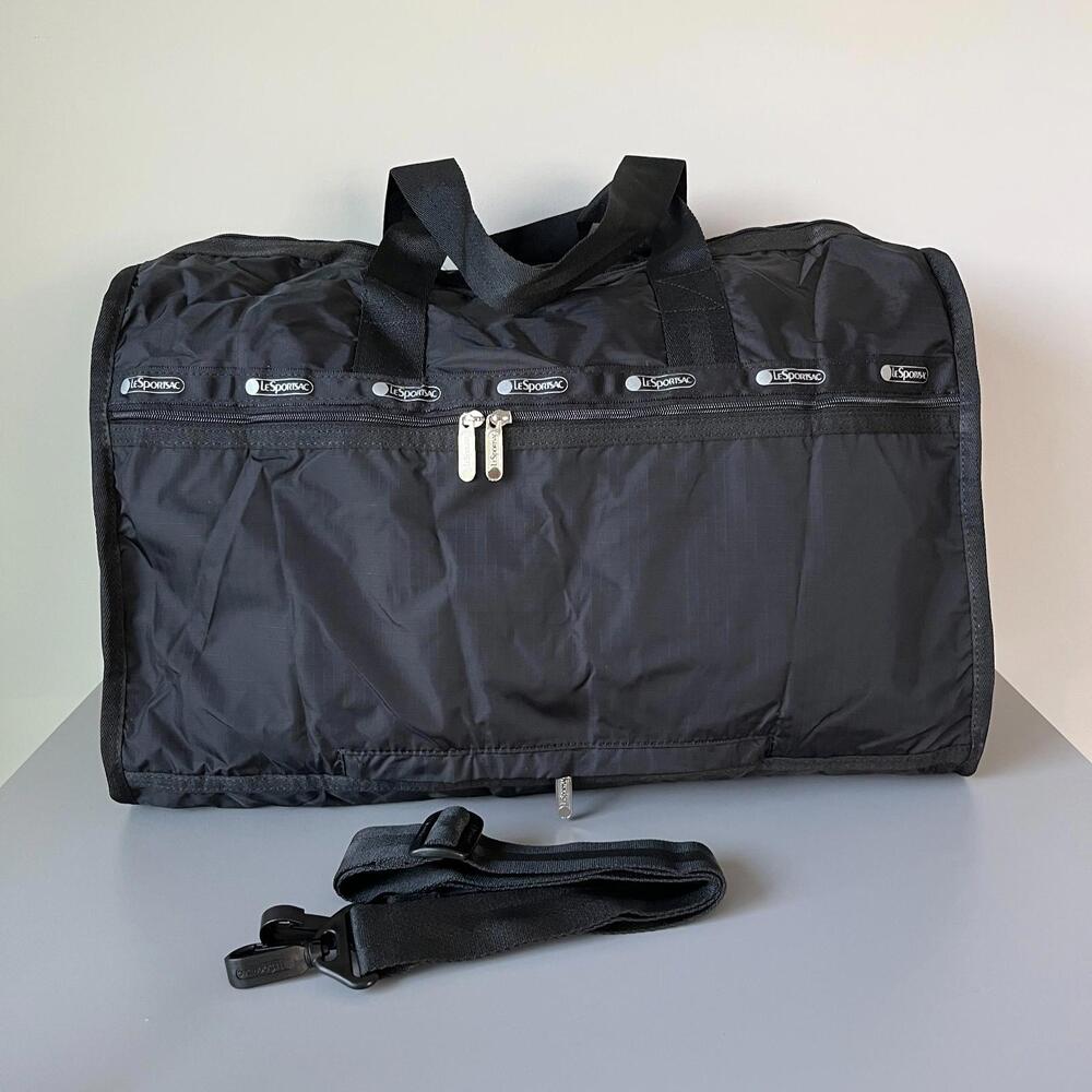Lesportsac Black Large Weekender NWT - Picture 3 of 8